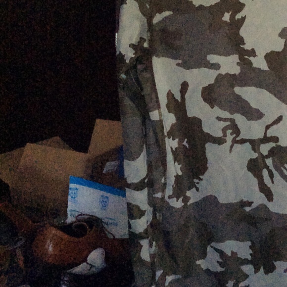 Nike RUNNING Camo Long Sleeve Top - Picture 4 of 14